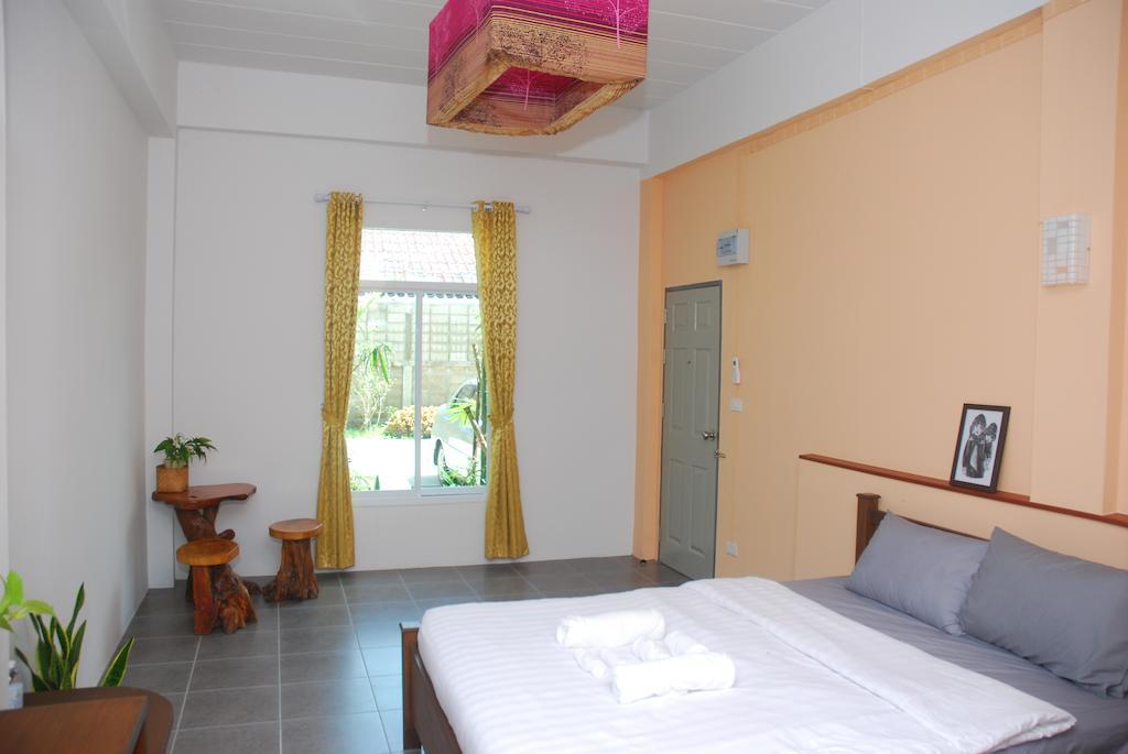 Bann Pin Kaew Hotel Чианг Рай Екстериор снимка