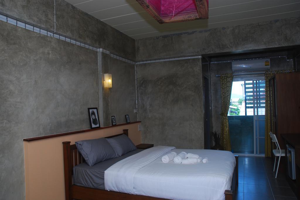 Bann Pin Kaew Hotel Чианг Рай Стая снимка