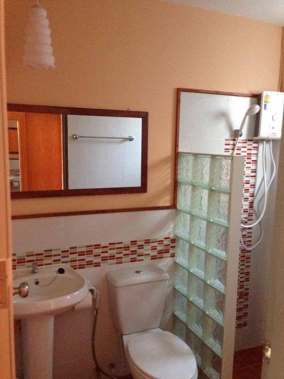 Bann Pin Kaew Hotel Чианг Рай Стая снимка